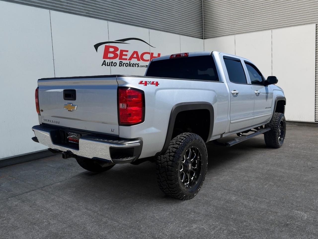 2018 Chevrolet Silverado 1500 LT, HEATED SEATS, BLUETOOTH, POWER MIRRORS, TOW HOOKS, TOW PACKAGE, REMOTE KEYLESS ENTRY, CORNER REAR BUMPER STEP, TONNEAU COVER RUNNING BOARDS, XD SERIES WHEELS, CLEAN CARFAX! Norfolk VA