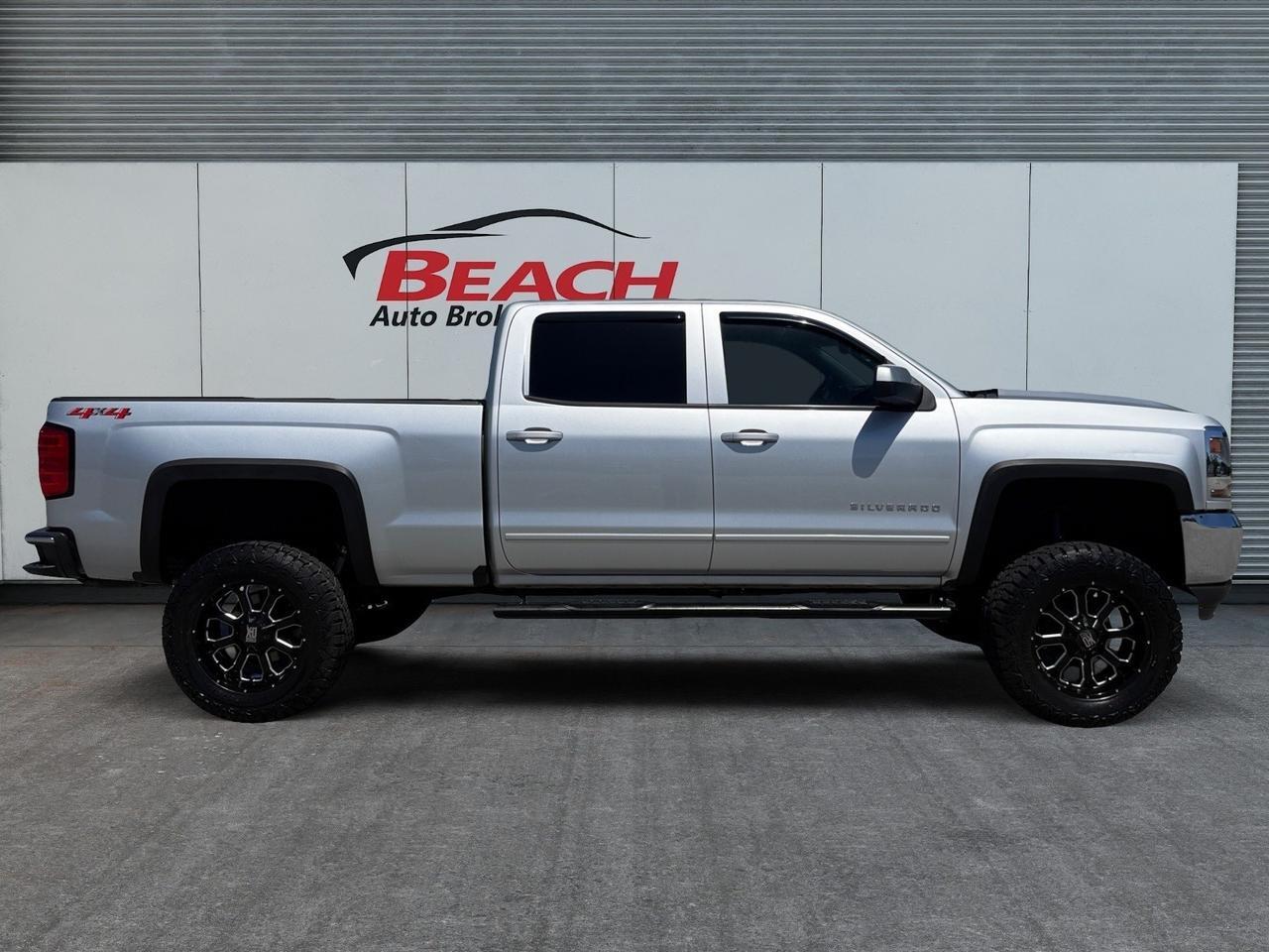 2018 Chevrolet Silverado 1500 LT, HEATED SEATS, BLUETOOTH, POWER MIRRORS, TOW HOOKS, TOW PACKAGE, REMOTE KEYLESS ENTRY, CORNER REAR BUMPER STEP, TONNEAU COVER RUNNING BOARDS, XD SERIES WHEELS, CLEAN CARFAX! Norfolk VA