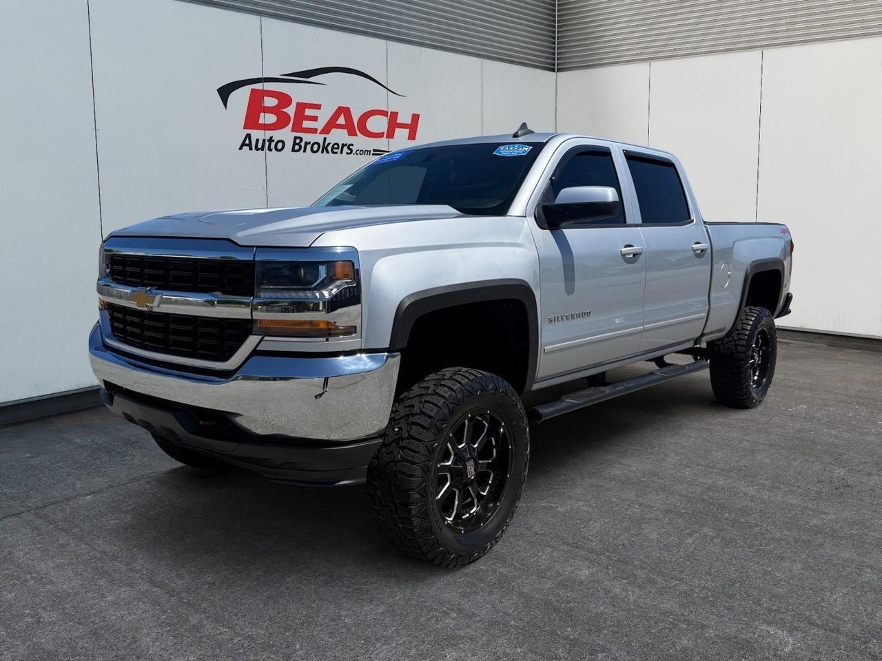 2018 Chevrolet Silverado 1500 LT, HEATED SEATS, BLUETOOTH, POWER MIRRORS, TOW HOOKS, TOW PACKAGE, REMOTE KEYLESS ENTRY, CORNER REAR BUMPER STEP, TONNEAU COVER RUNNING BOARDS, XD SERIES WHEELS, CLEAN CARFAX!