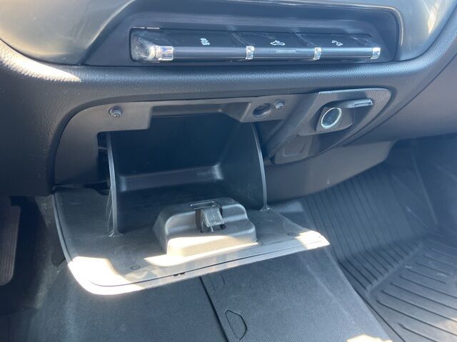 2018 Chevrolet Silverado 1500 LT LT2 Green Bay WI