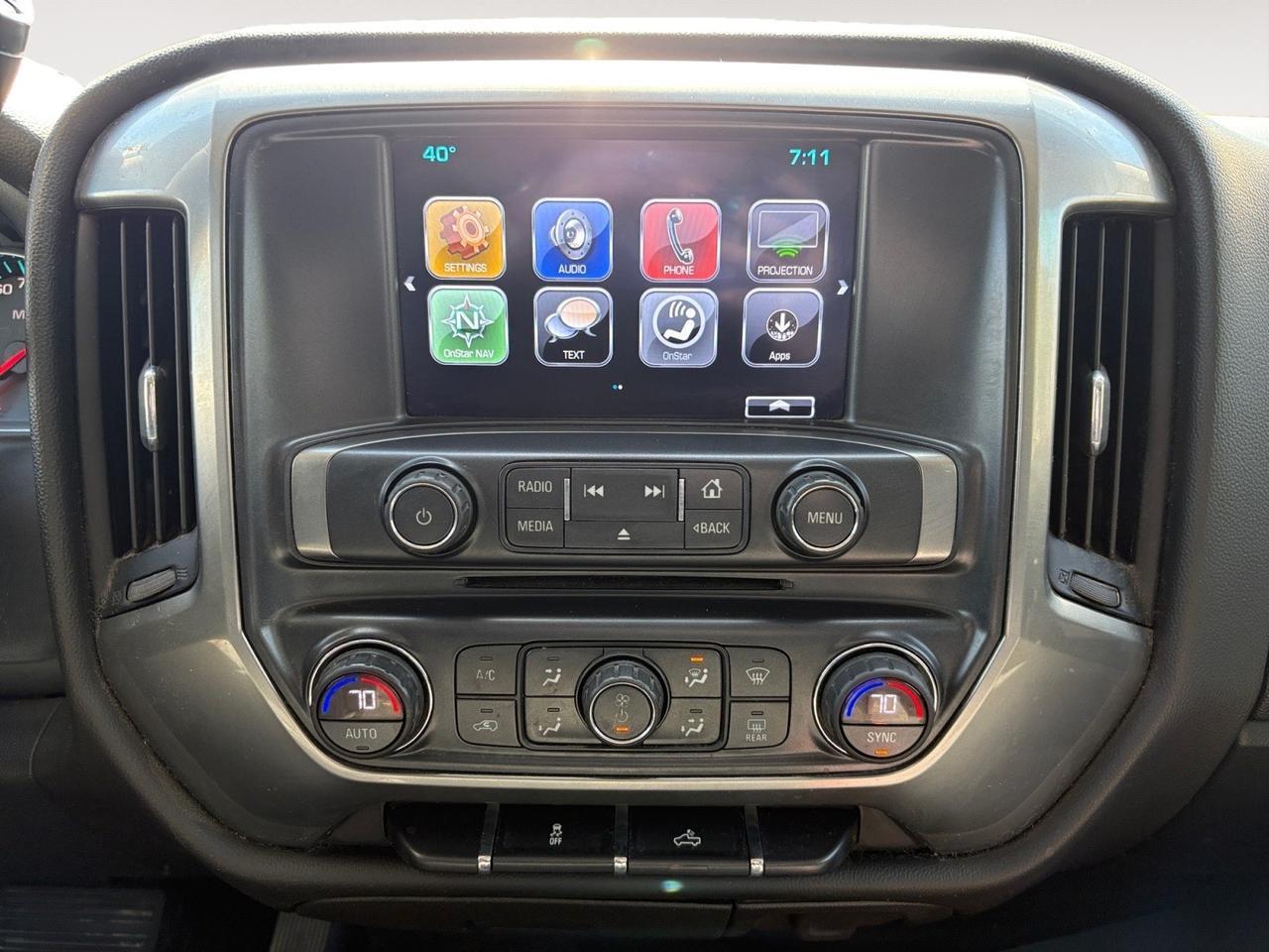 2018 Chevrolet Silverado 1500 LT, TOW PACKAGE, GARAGE DOOR OPENER, REAR BUMPER STEP, BACKUP CAMERA, APPLE CARPLAY/ANDROID AUTO, NAVIGATION, COME TEST DRIVE THIS CHEVY TODAY! Virginia Beach VA