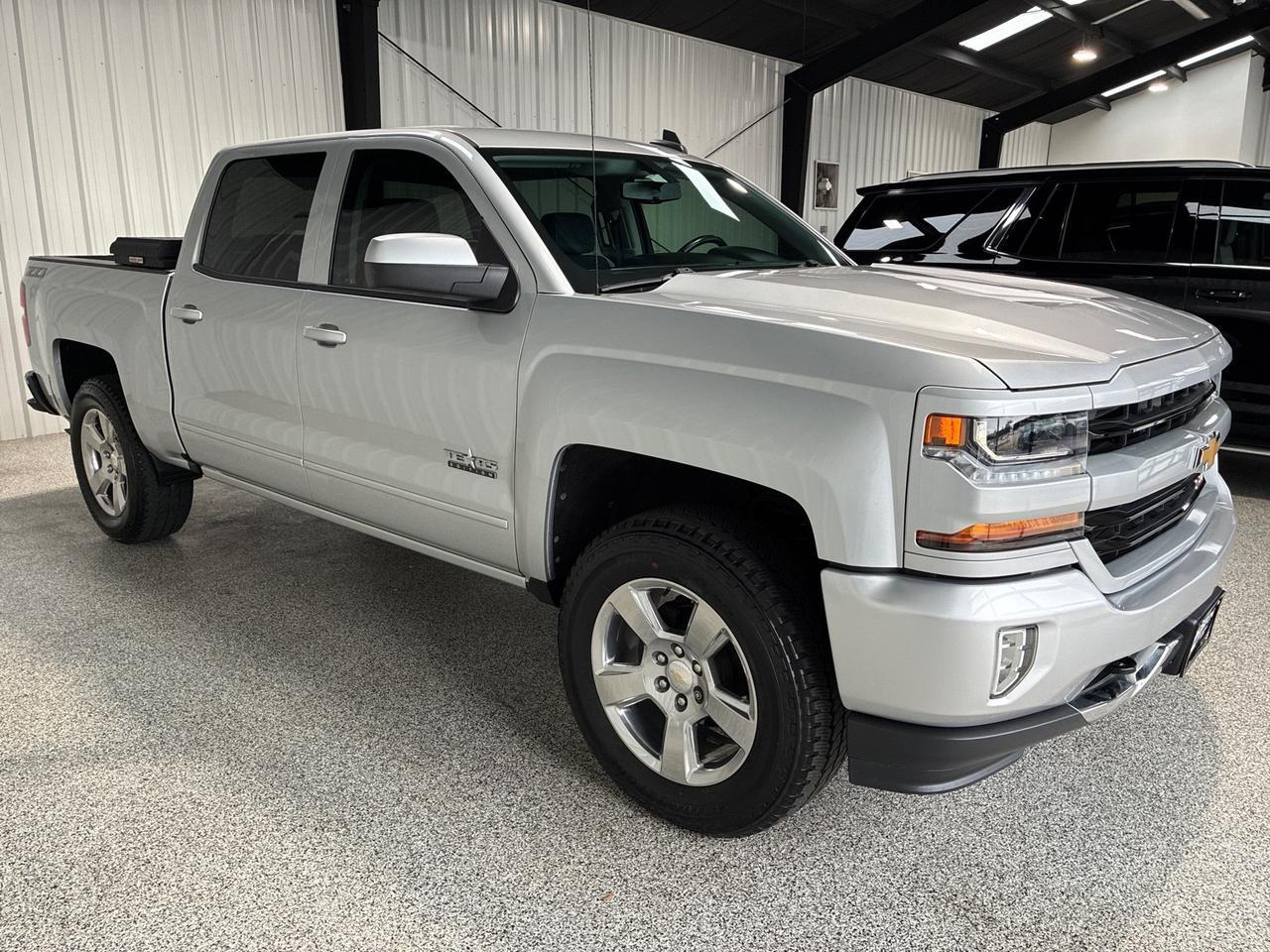 2018 Chevrolet Silverado 1500 LT, Z-71, 4x4, 5.3L V8, Bucket Seats, Texas Edition, Leveling Kit Houston TX
