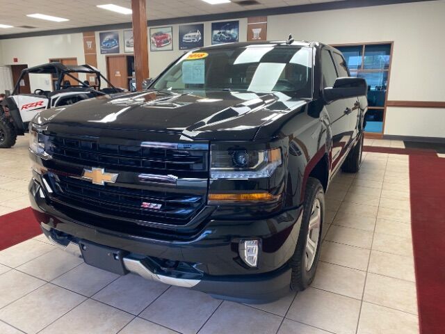 2018 Chevrolet Silverado 1500 LT Z71  Short Bed 2LT