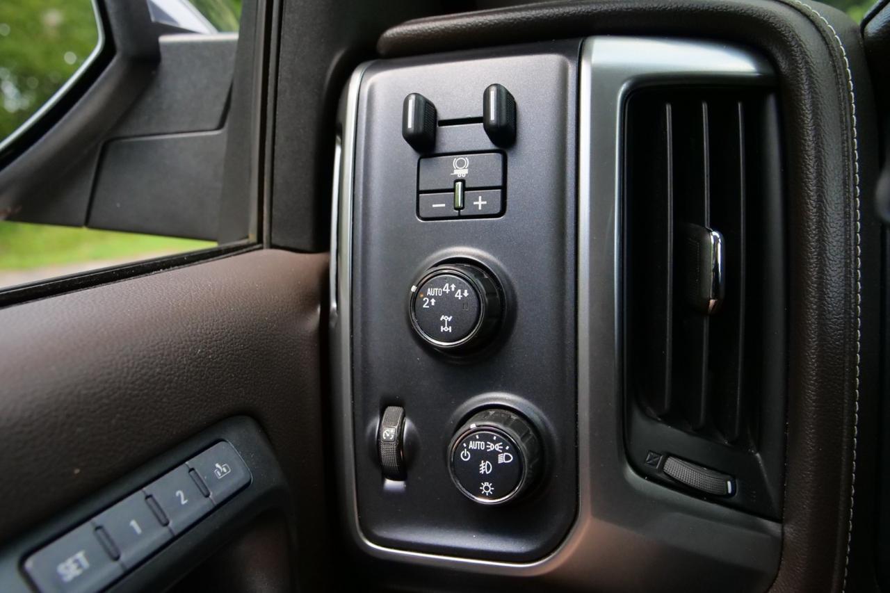 2018 Chevrolet Silverado 1500 LTZ 4X4 / Plus Package / Leather Seats / 5.3L V8! Lincolnton NC