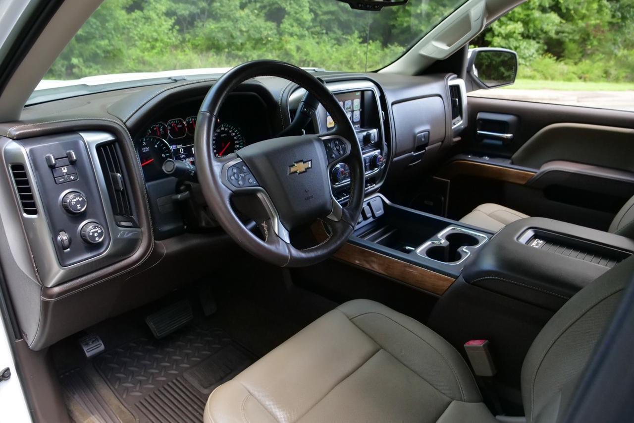 2018 Chevrolet Silverado 1500 LTZ 4X4 / Plus Package / Leather Seats / 5.3L V8! Lincolnton NC