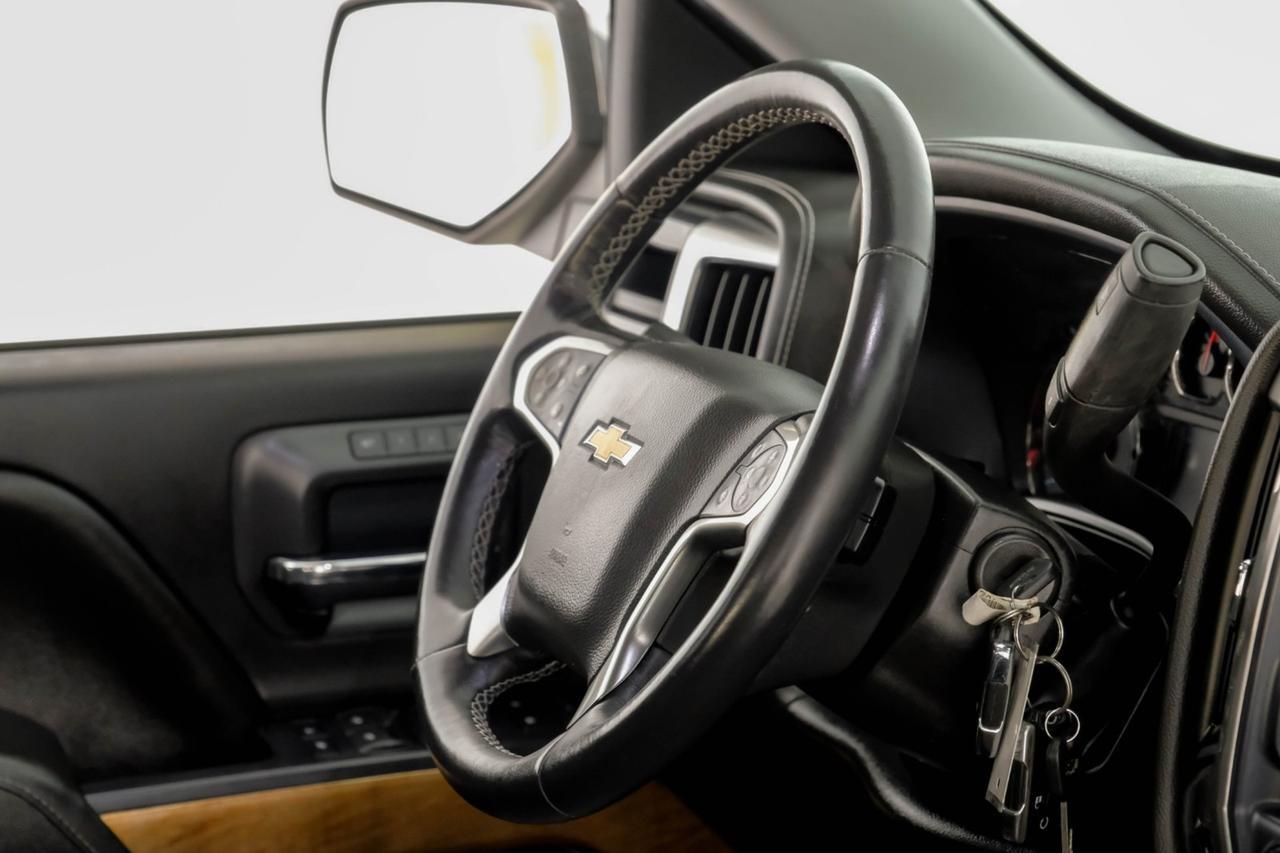2018 Chevrolet Silverado 1500 LTZ CREW CAB 4WD AUTOMATIC LEATHER HEATED AND COOLED SEATS REAR Carrollton TX