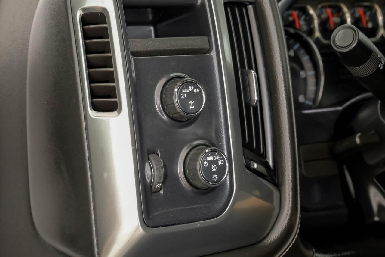 2018 Chevrolet Silverado 1500 LTZ CREW CAB 4WD AUTOMATIC LEATHER HEATED AND COOLED SEATS REAR Carrollton TX