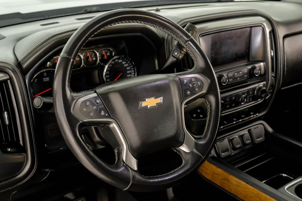 2018 Chevrolet Silverado 1500 LTZ CREW CAB 4WD AUTOMATIC LEATHER HEATED AND COOLED SEATS REAR Carrollton TX