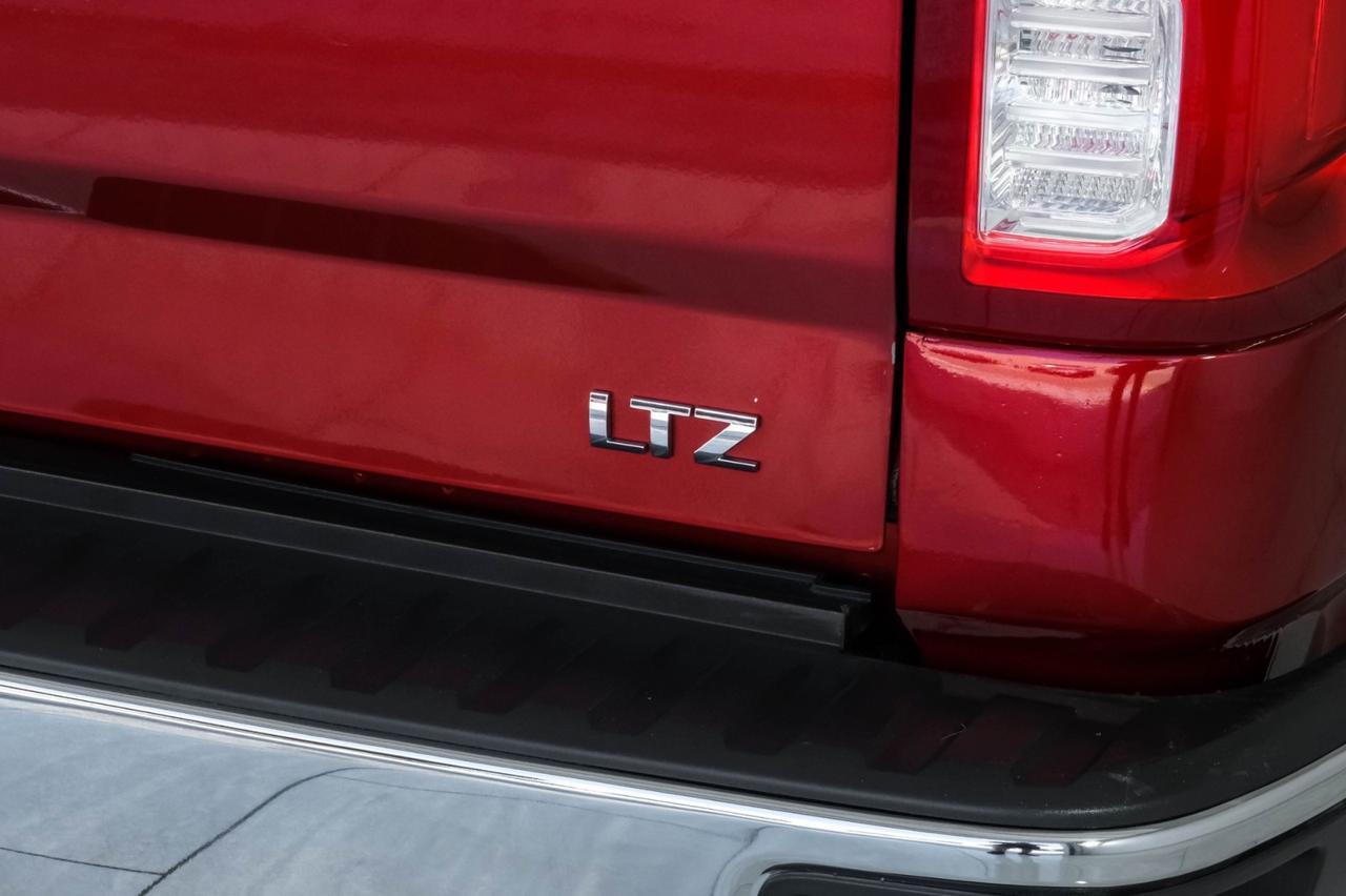 2018 Chevrolet Silverado 1500 LTZ CREW CAB SPORT PKG LEATHER SEATS REAR CAMERA BOSE SOUND RUNNING BOARDS TOW HITCH Carrollton TX