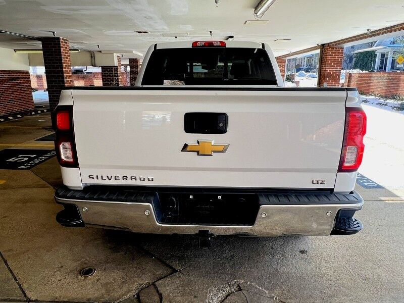 2018 Chevrolet Silverado 1500 LTZ Crew Cab 4WD Arlington VA