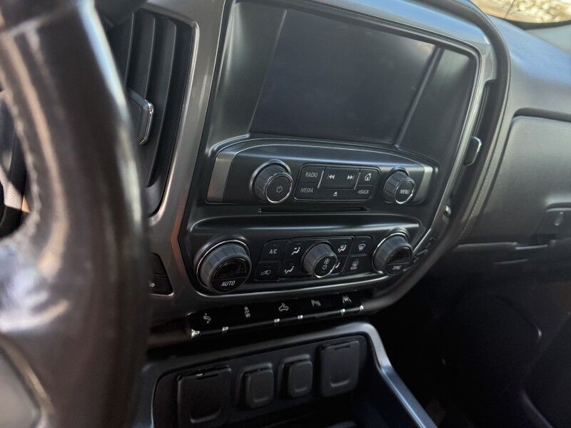 2018 Chevrolet Silverado 1500 LTZ Crew Cab 4WD