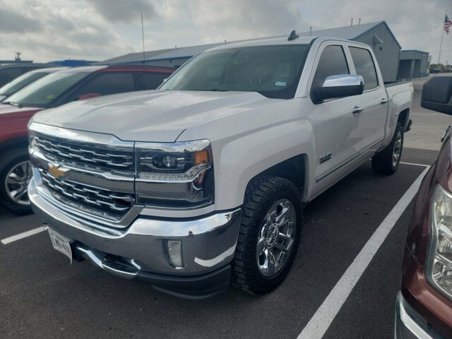 2018 Chevrolet Silverado 1500 LTZ Castroville TX