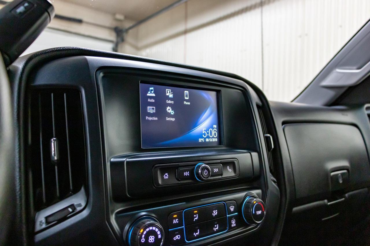 2018 Chevrolet Silverado 2500HD 4x4 Crew Cab LT BCam Red Deer AB