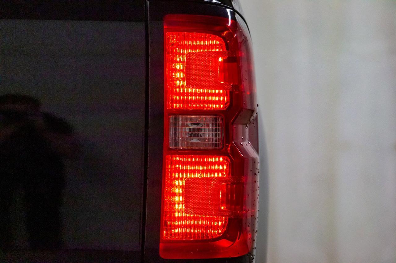 2018 Chevrolet Silverado 2500HD 4x4 Crew Cab LT BCam Red Deer AB