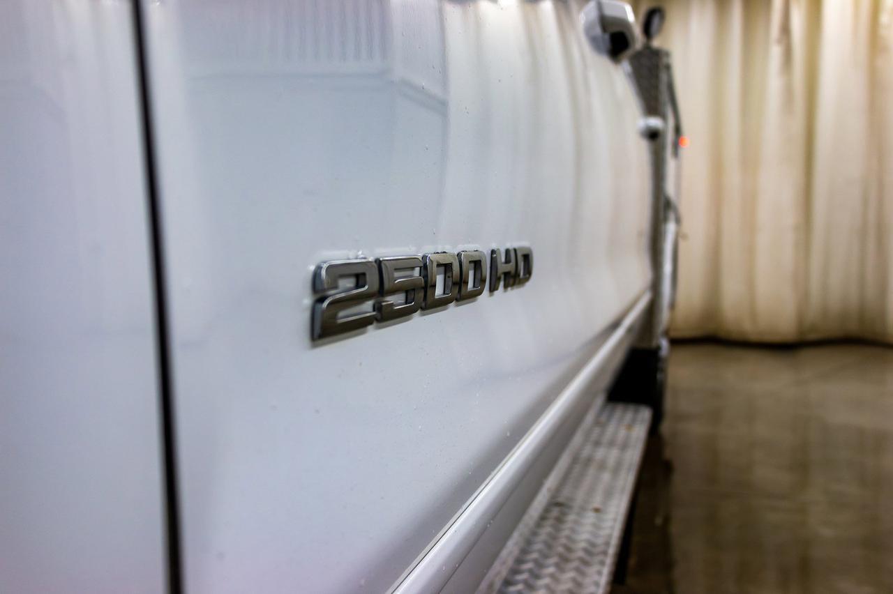 2018 Chevrolet Silverado 2500HD 4x4 Crew Cab LT Mechanic's Box Red Deer AB