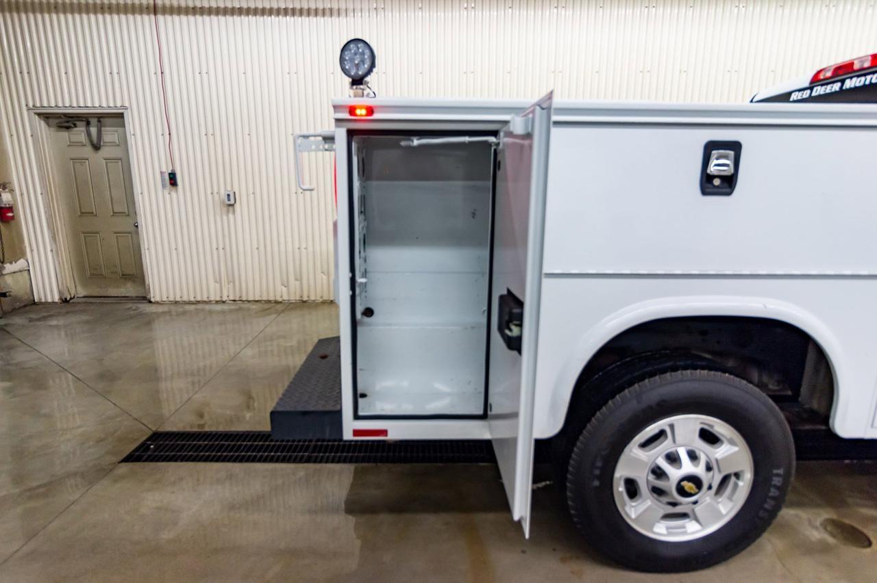 2018 Chevrolet Silverado 2500HD 4x4 Crew Cab LT Mechanic's Box Red Deer AB