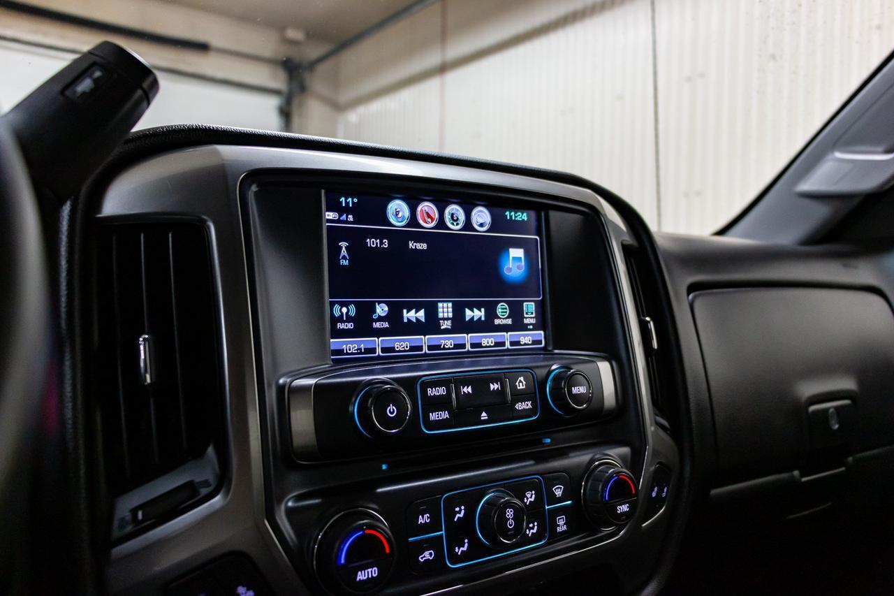 2018 Chevrolet Silverado 2500HD 4x4 Crew Cab LT Mechanic's Box Red Deer AB