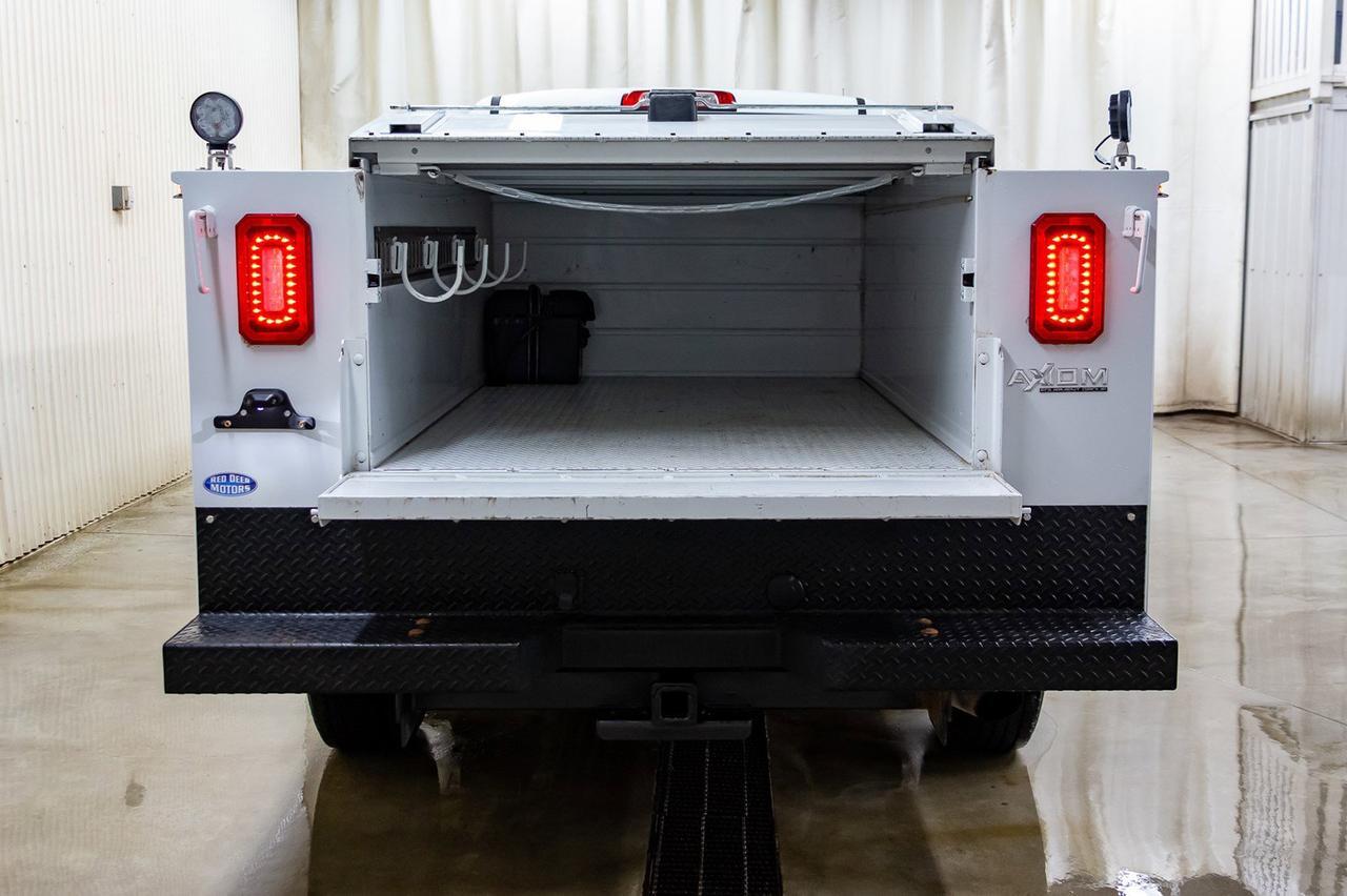 2018 Chevrolet Silverado 2500HD 4x4 Crew Cab LT Mechanic's Box Red Deer AB