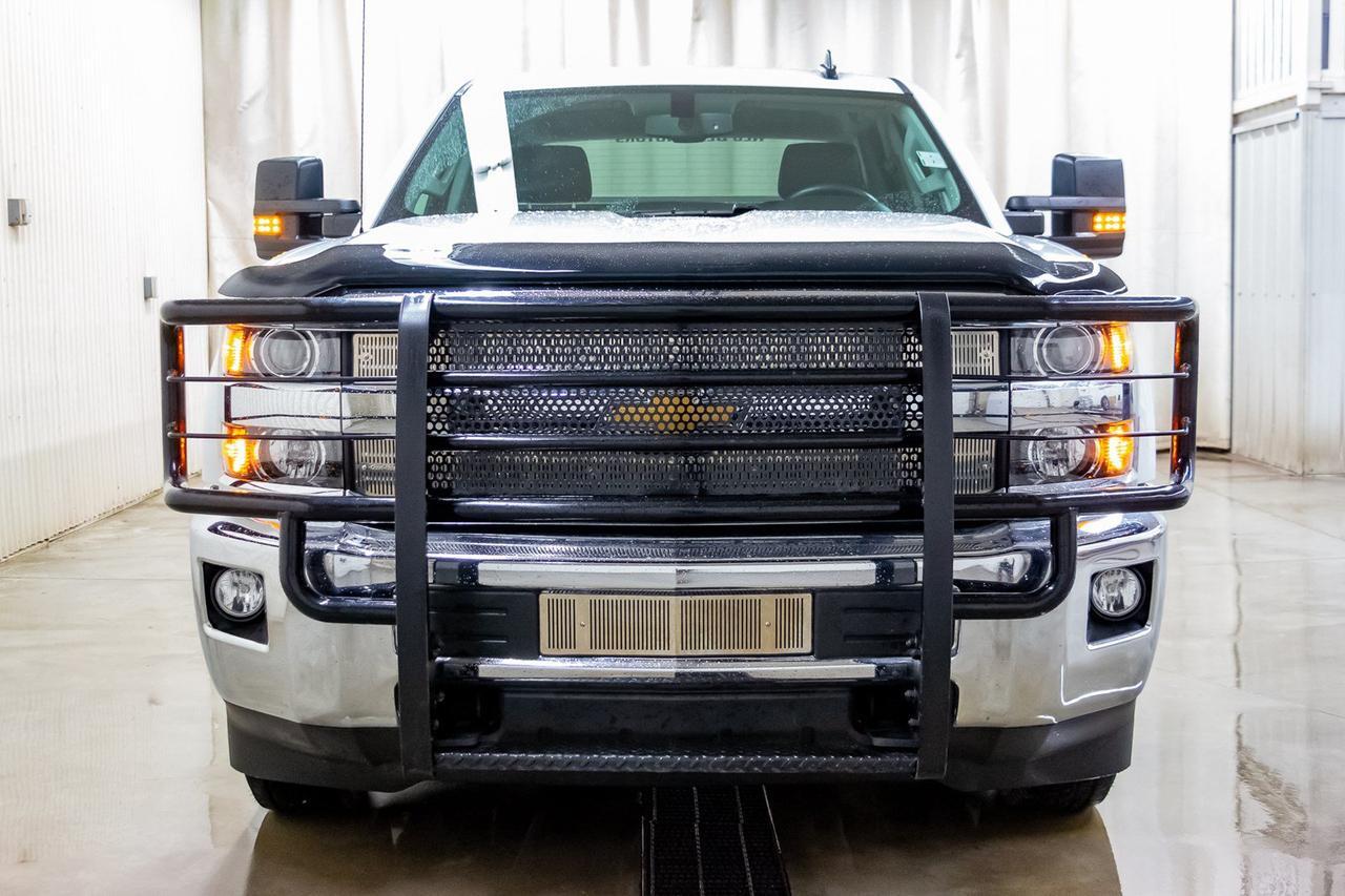 2018 Chevrolet Silverado 2500HD 4x4 Crew Cab LT Mechanic's Box Red Deer AB