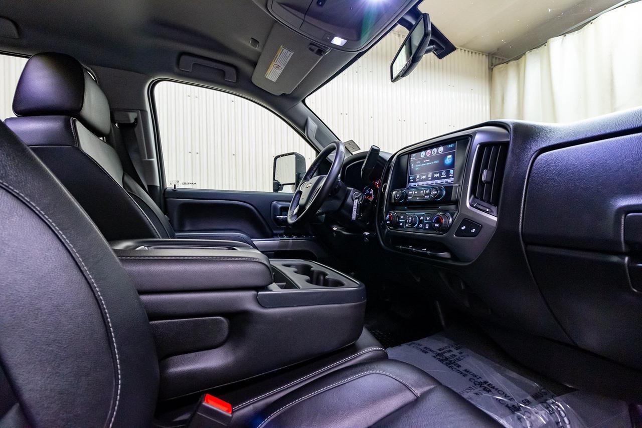 2018 Chevrolet Silverado 2500HD 4x4 Crew Cab LT Mechanic's Box Red Deer AB