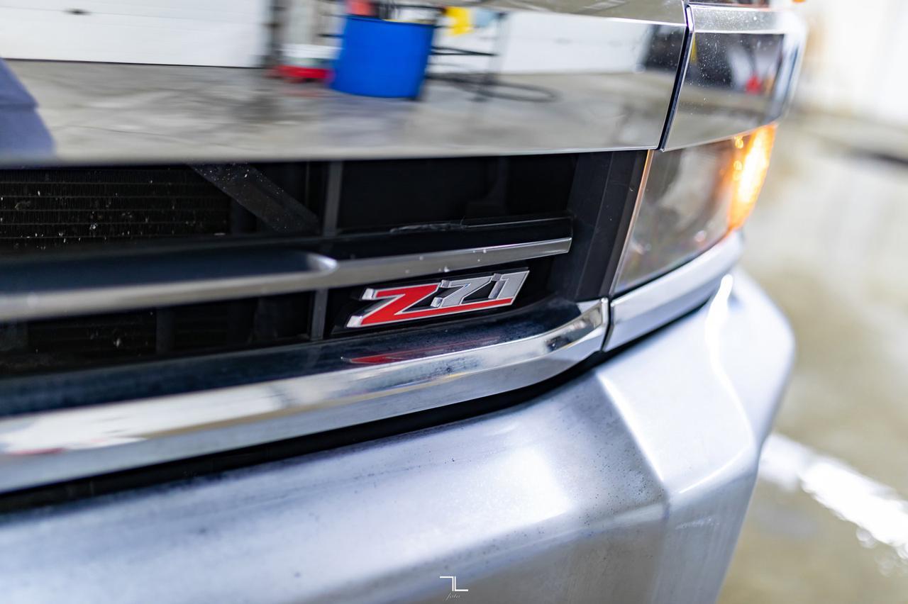 2018 Chevrolet Silverado 2500HD 4x4 Crew Cab LT Z71 Diesel Leather BCam Red Deer AB