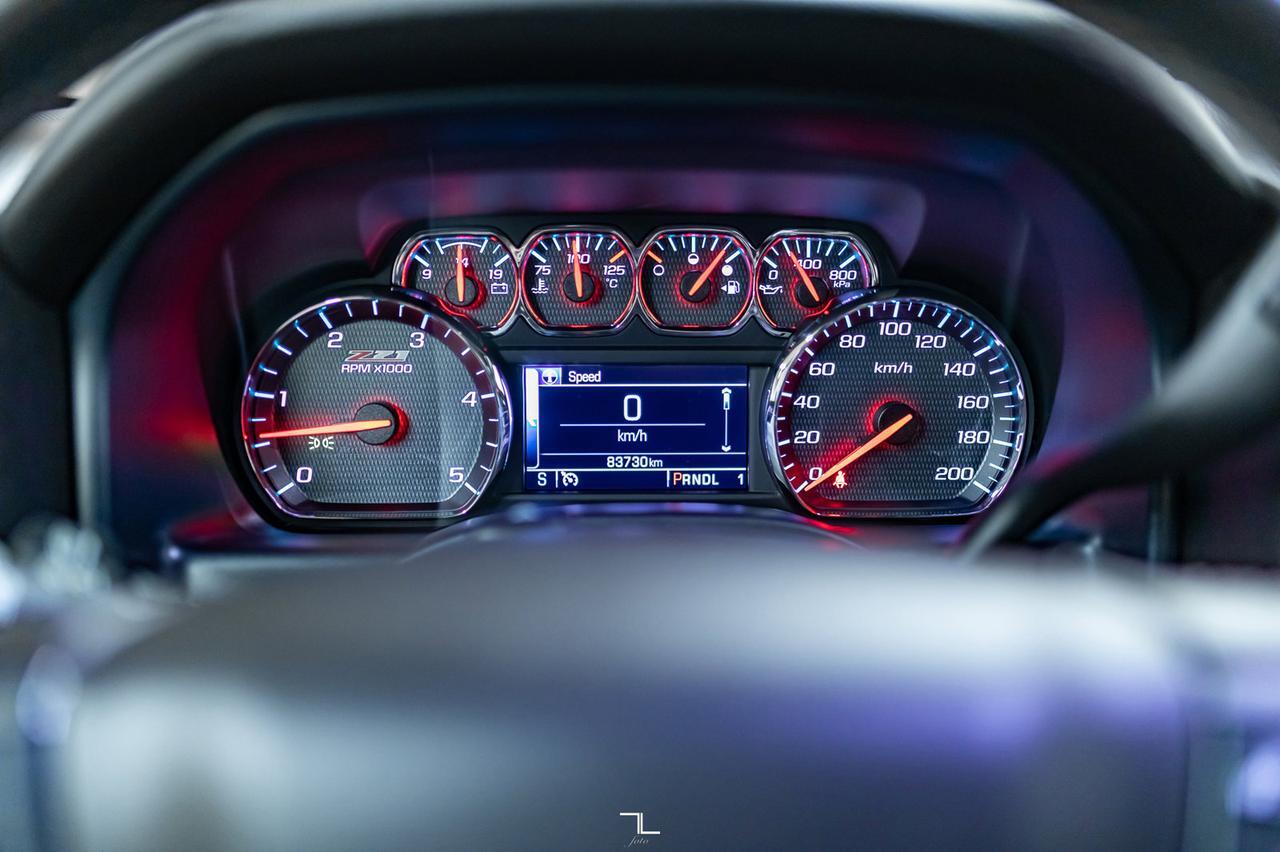 2018 Chevrolet Silverado 2500HD 4x4 Crew Cab LT Z71 Diesel Leather BCam Red Deer AB