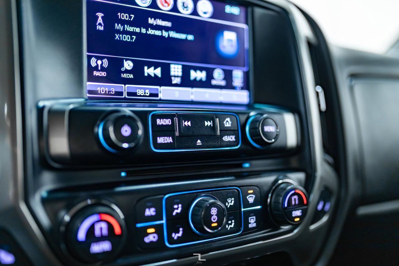 2018 Chevrolet Silverado 2500HD 4x4 Crew Cab LT Z71 Diesel Leather BCam Red Deer AB