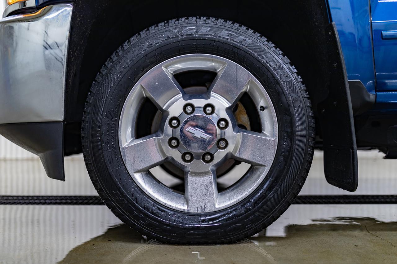 2018 Chevrolet Silverado 2500HD 4x4 Crew Cab LT Z71 Diesel Leather BCam Red Deer AB