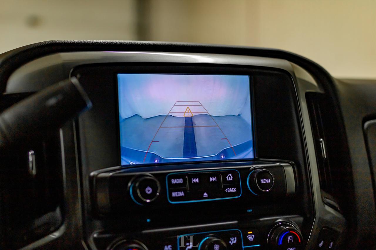 2018 Chevrolet Silverado 2500HD 4x4 Crew Cab LT Z71 Diesel Nav BCam Red Deer AB