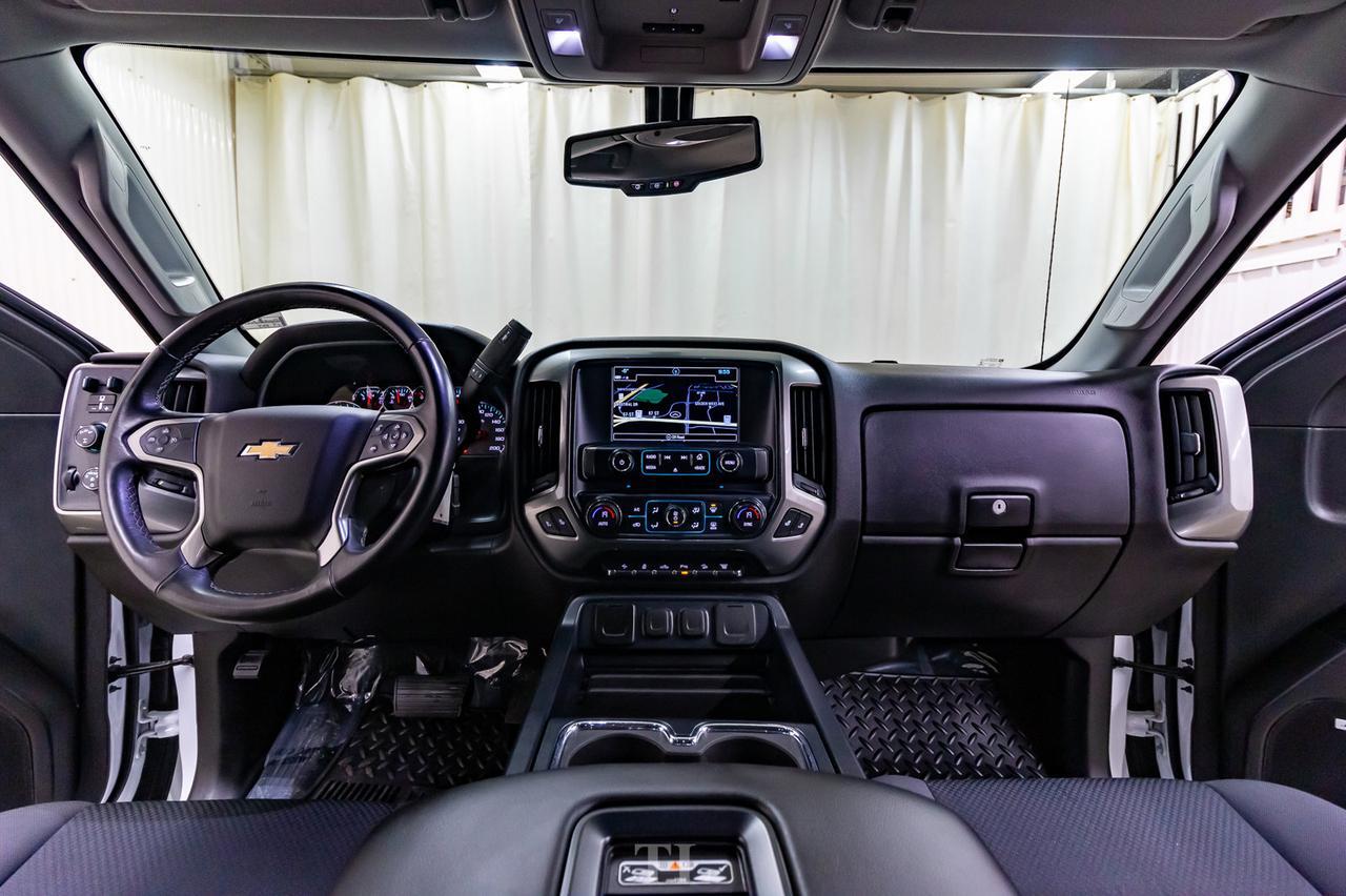 2018 Chevrolet Silverado 2500HD 4x4 Crew Cab LT Z71 Diesel Nav BCam Red Deer AB