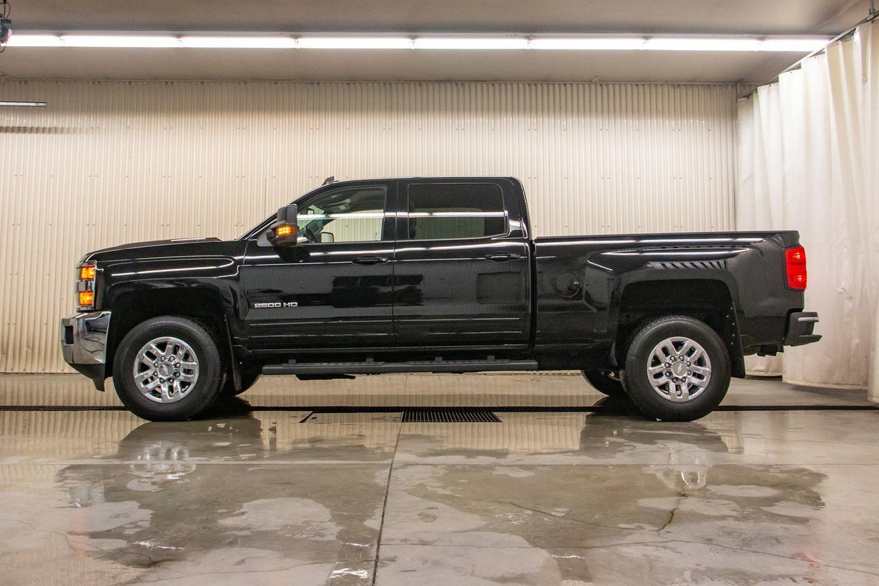 2018 Chevrolet Silverado 2500HD 4x4 Crew Cab LT Z71 Diesel Nav BCam Red Deer AB