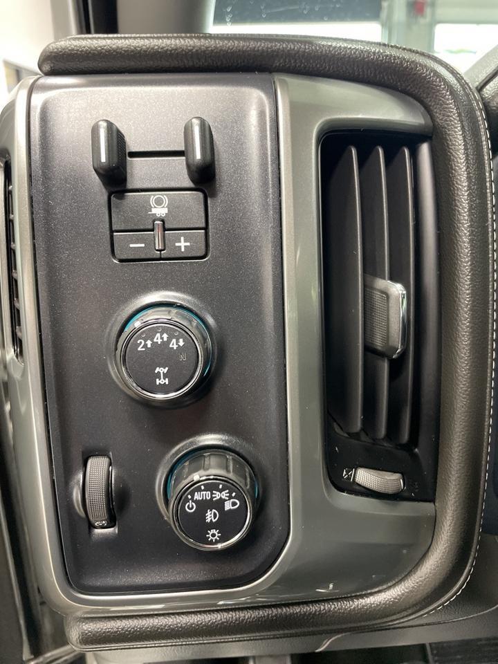 2018 Chevrolet Silverado 2500HD 4x4 Crew Cab LTZ Minocqua WI
