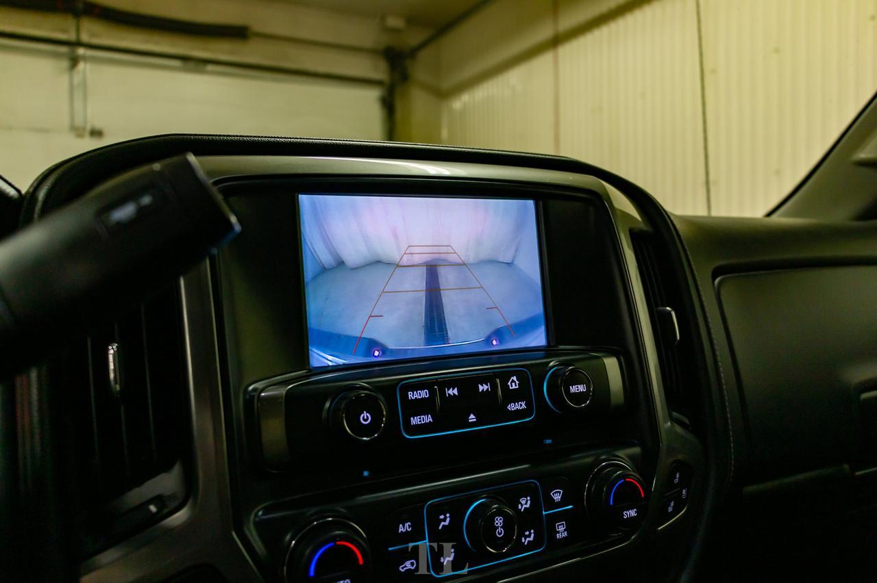 2018 Chevrolet Silverado 2500HD 4x4 Crew Cab LTZ Longbox Leather Roof Nav Red Deer AB