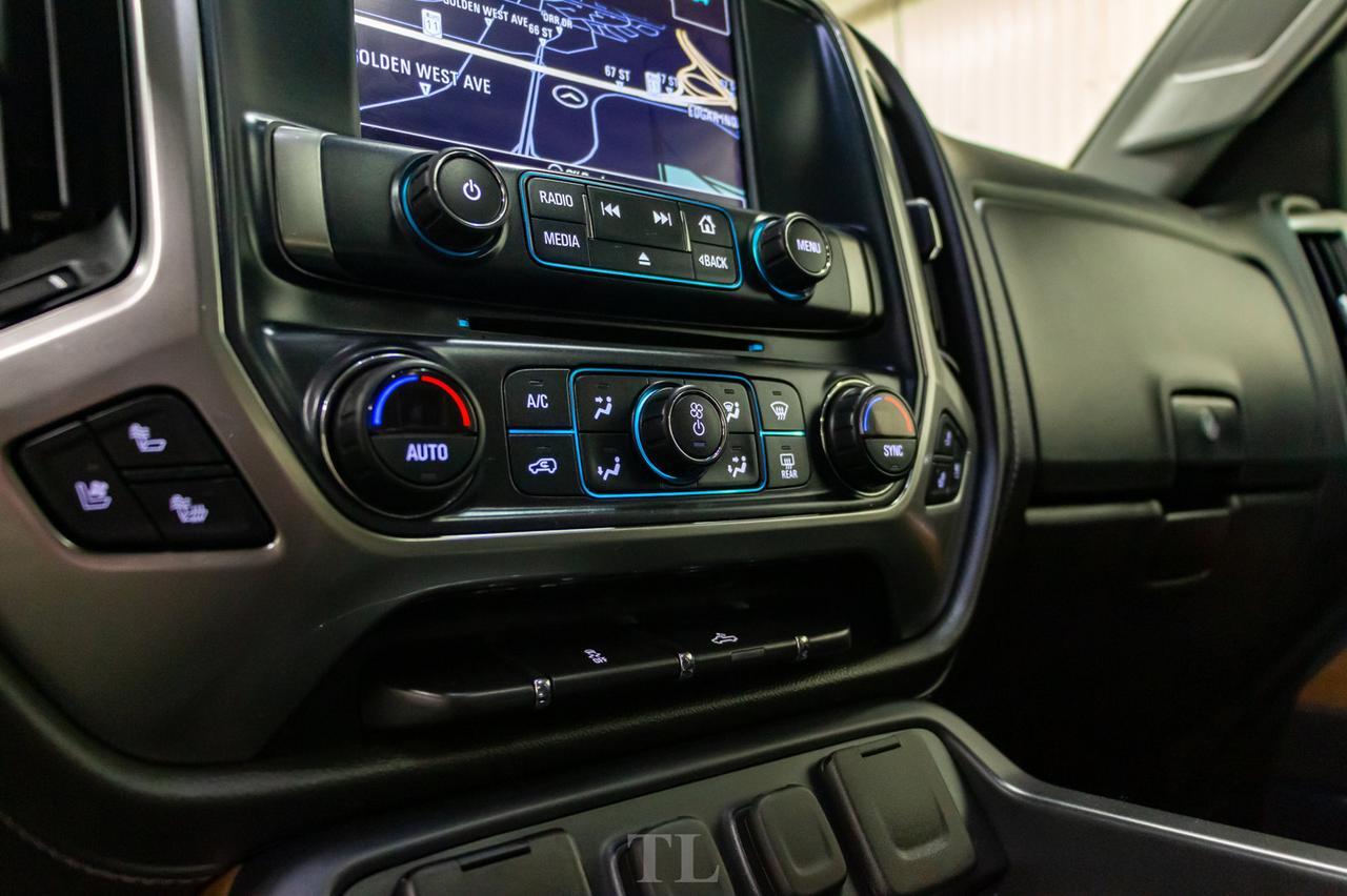 2018 Chevrolet Silverado 2500HD 4x4 Crew Cab LTZ Longbox Leather Roof Nav Red Deer AB