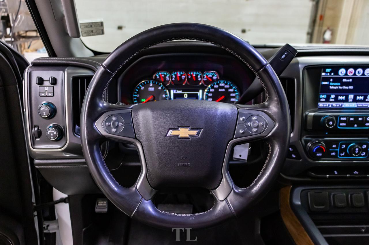 2018 Chevrolet Silverado 2500HD 4x4 Crew Cab LTZ Longbox Leather Roof Nav Red Deer AB