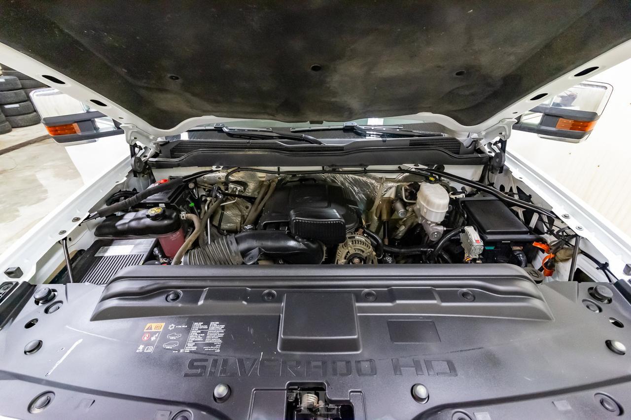 2018 Chevrolet Silverado 2500HD 4x4 Crew Cab LTZ Longbox Leather Roof Nav Red Deer AB