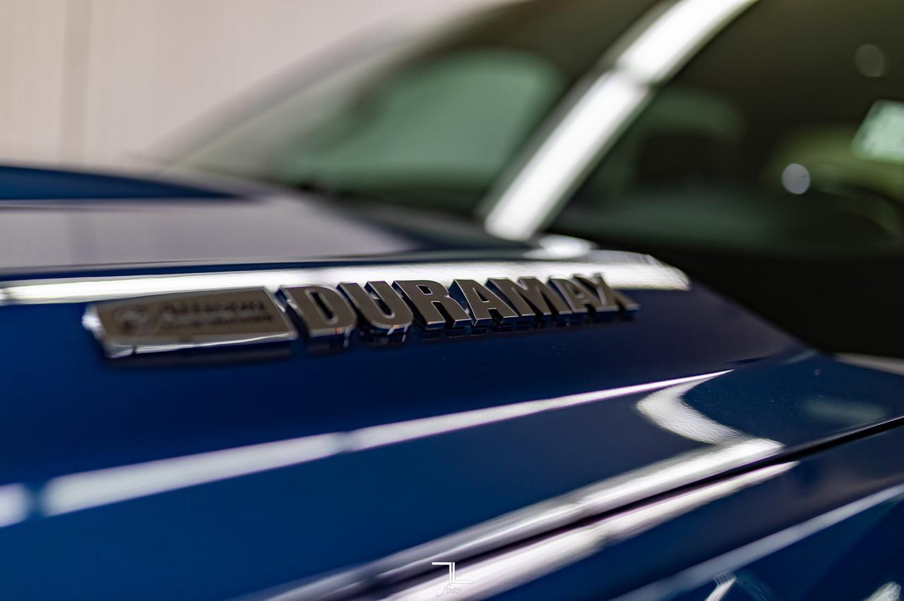 2018 Chevrolet Silverado 2500HD 4x4 Crew Cab LTZ Z71 Diesel Leather BCam Red Deer AB