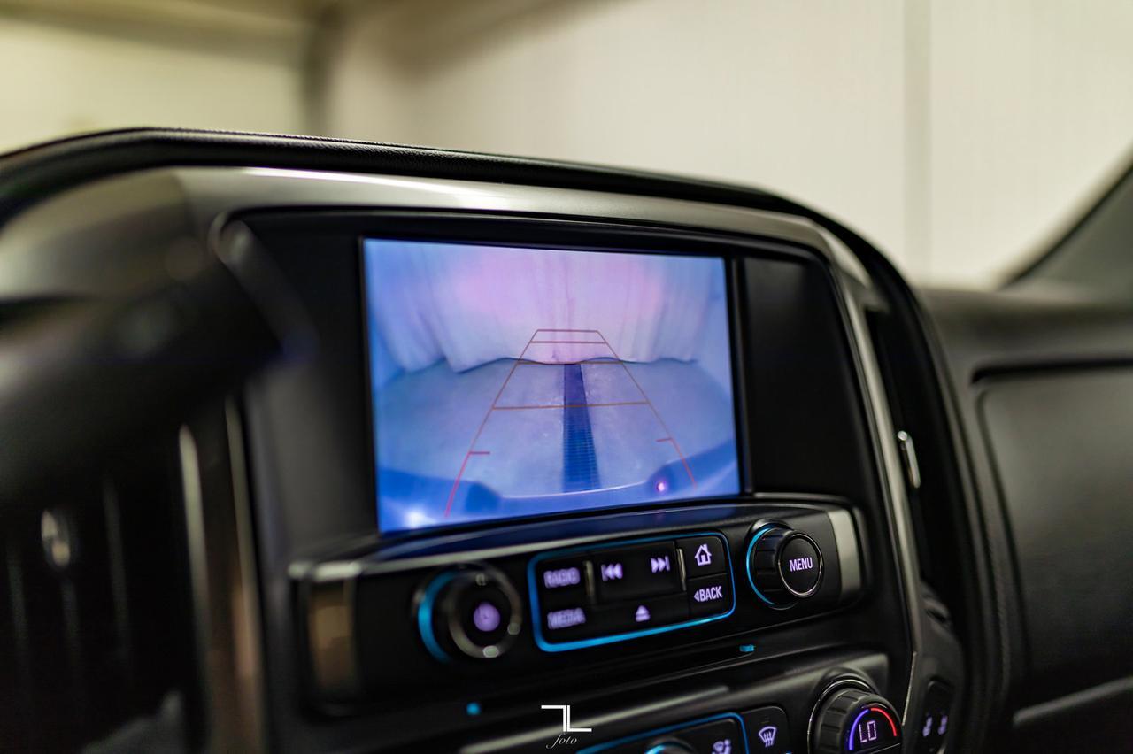 2018 Chevrolet Silverado 2500HD 4x4 Crew Cab LTZ Z71 Diesel Leather BCam Red Deer AB