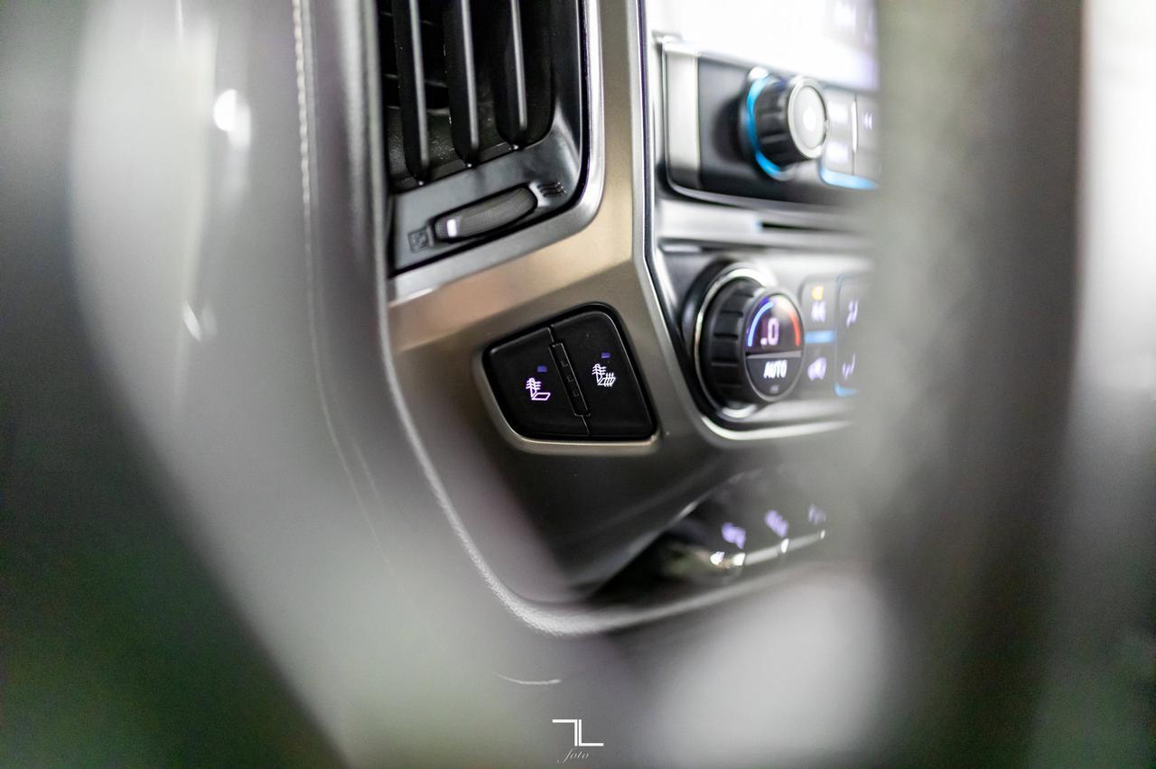 2018 Chevrolet Silverado 2500HD 4x4 Crew Cab LTZ Z71 Diesel Leather BCam Red Deer AB