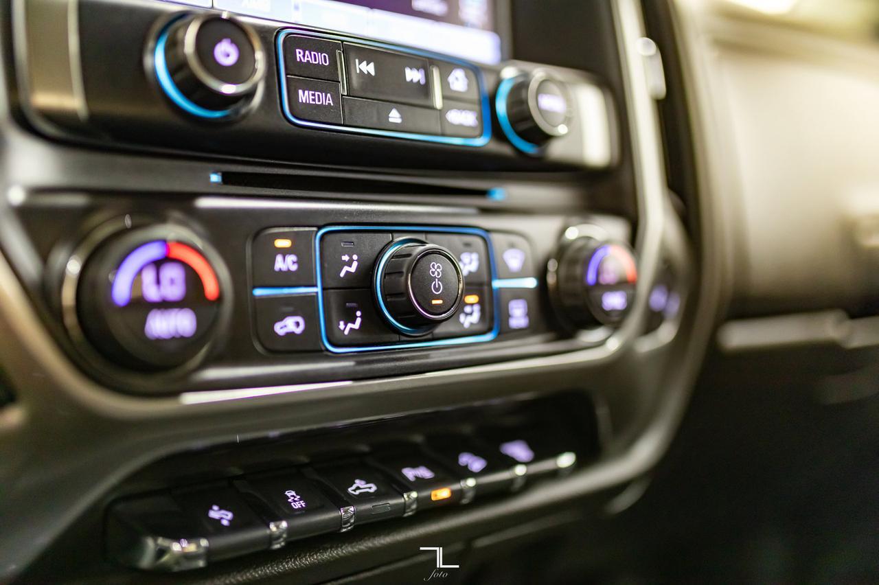 2018 Chevrolet Silverado 2500HD 4x4 Crew Cab LTZ Z71 Diesel Leather BCam Red Deer AB