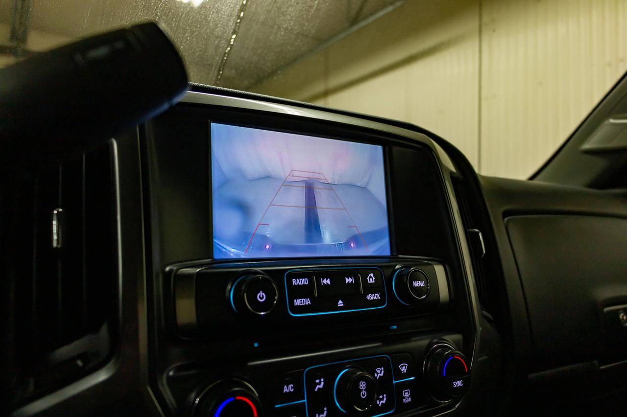 2018 Chevrolet Silverado 2500HD 4x4 Double Cab LT BCam Red Deer AB