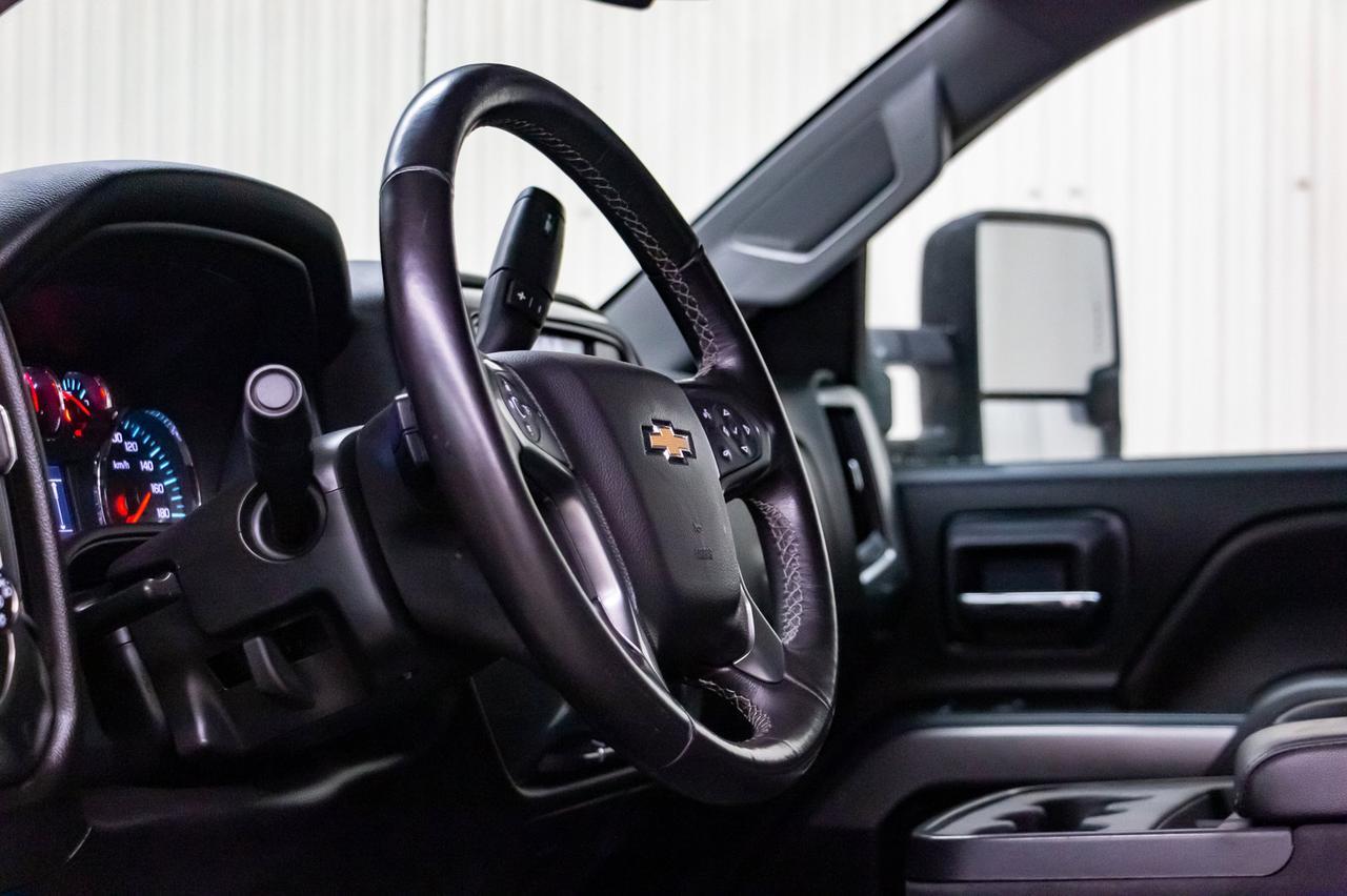 2018 Chevrolet Silverado 2500HD 4x4 Double Cab LT BCam Red Deer AB