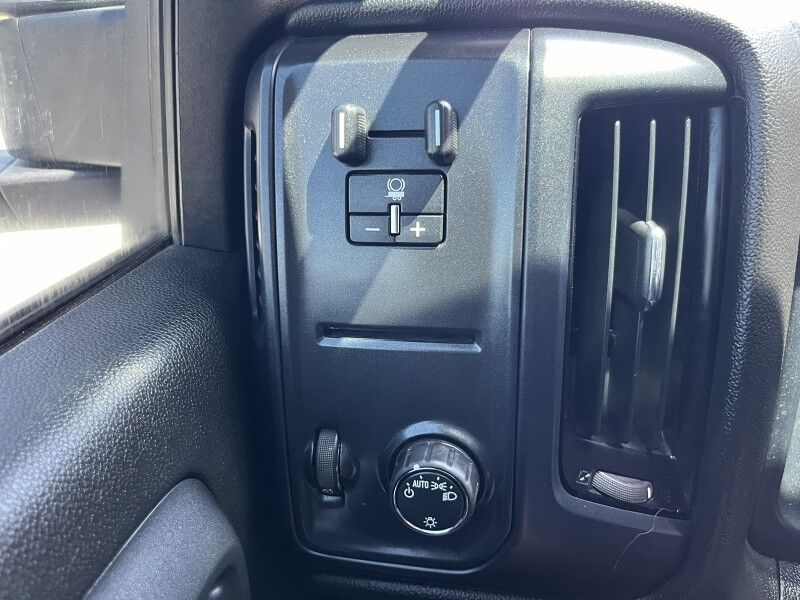 2018 Chevrolet Silverado 3500HD 4x4 Cab & Chass Work Truck Collinsville OK
