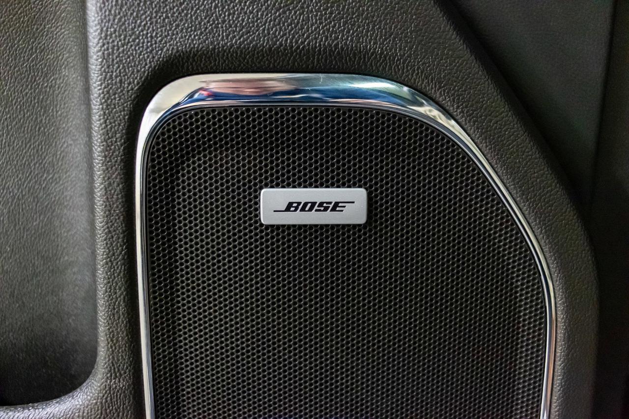 2018 Chevrolet Silverado 3500HD 4x4 Crew Cab High Country Diesel Leather Roof Nav Red Deer AB