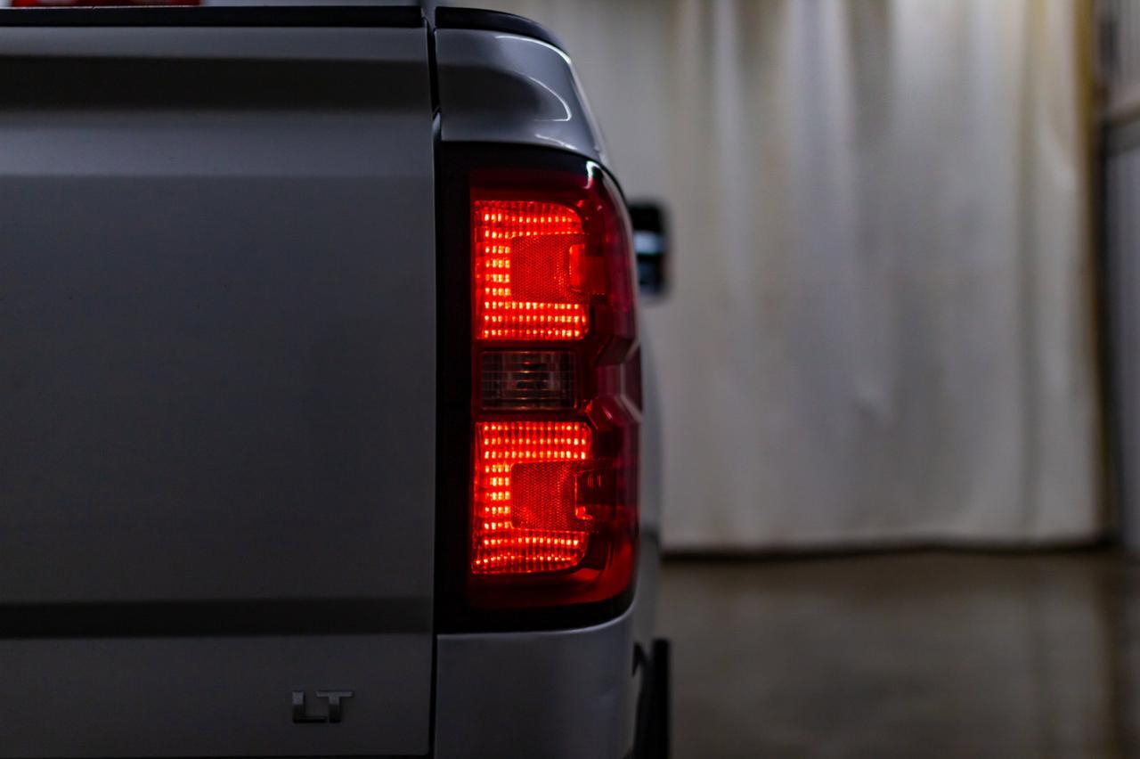 2018 Chevrolet Silverado 3500HD 4x4 Crew Cab LT 6 Passenger Diesel Red Deer AB