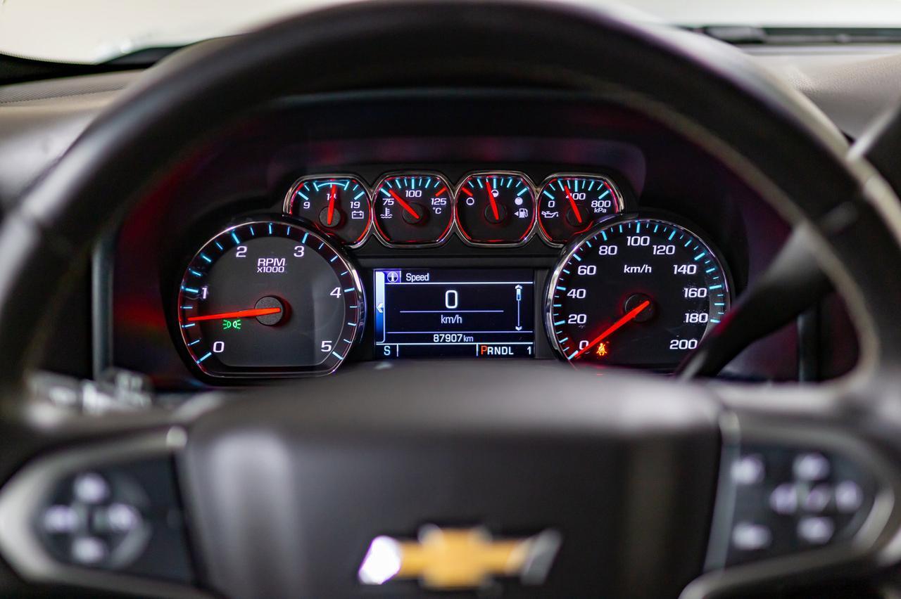 2018 Chevrolet Silverado 3500HD 4x4 Crew Cab LT 6 Passenger Diesel Red Deer AB