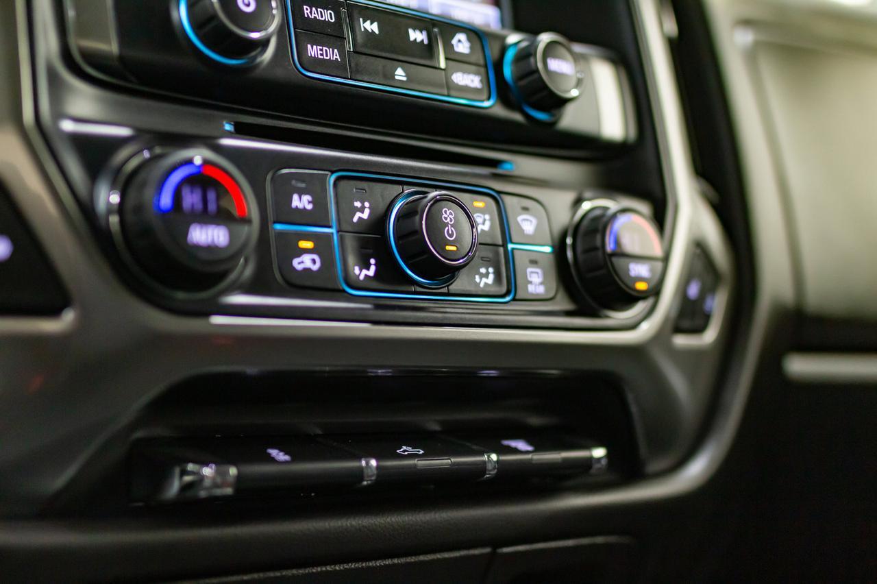 2018 Chevrolet Silverado 3500HD 4x4 Crew Cab LT 6 Passenger Diesel Red Deer AB