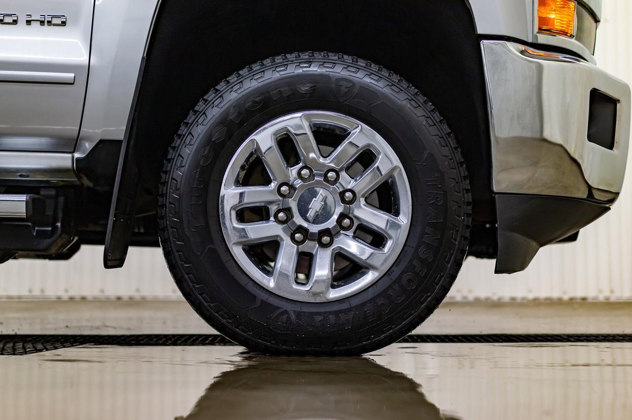 2018 Chevrolet Silverado 3500HD 4x4 Crew Cab LT 6 Passenger Diesel Red Deer AB