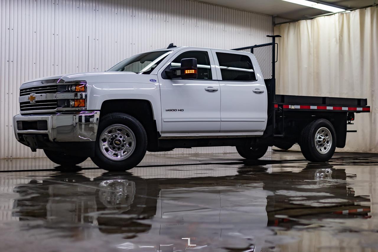 2018 Chevrolet Silverado 3500HD 4x4 Crew Cab LT Deck Red Deer AB