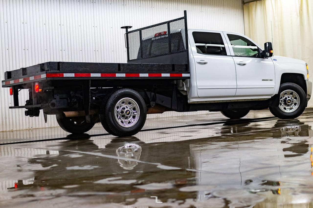 2018 Chevrolet Silverado 3500HD 4x4 Crew Cab LT Deck Red Deer AB